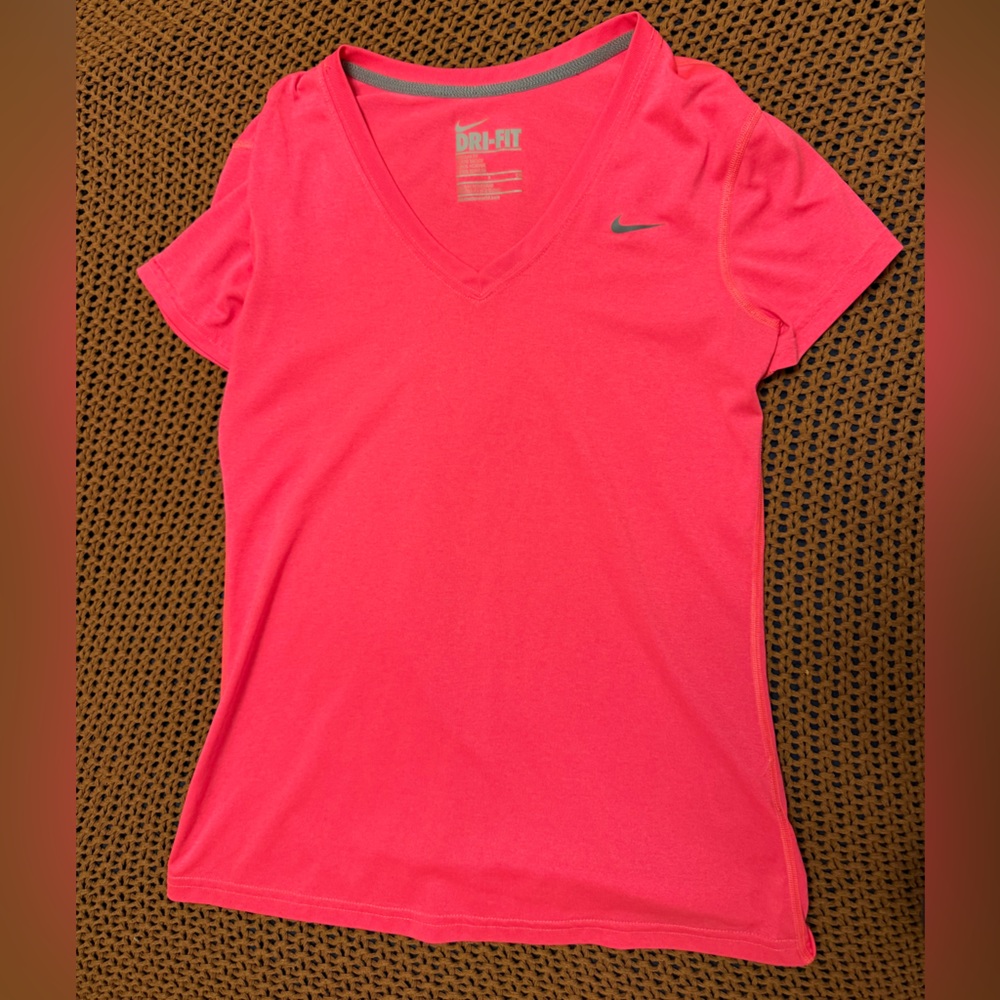 Nike Women's Bright Pink Short Sleeve Tee